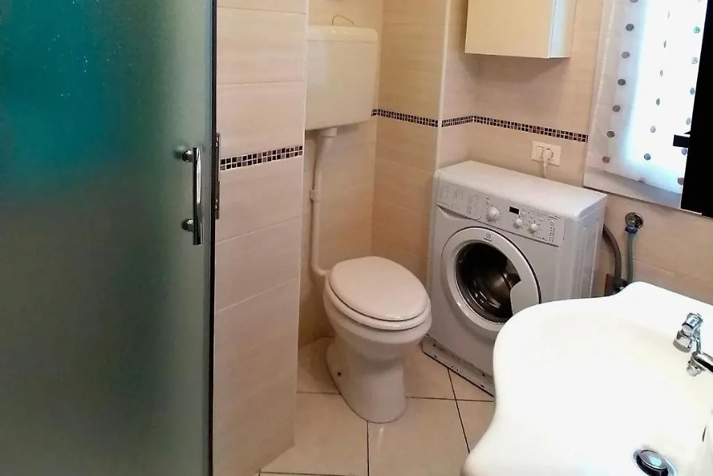 Lido Scacchi Sea View Apartment - Beach Included Lido di Scacchi